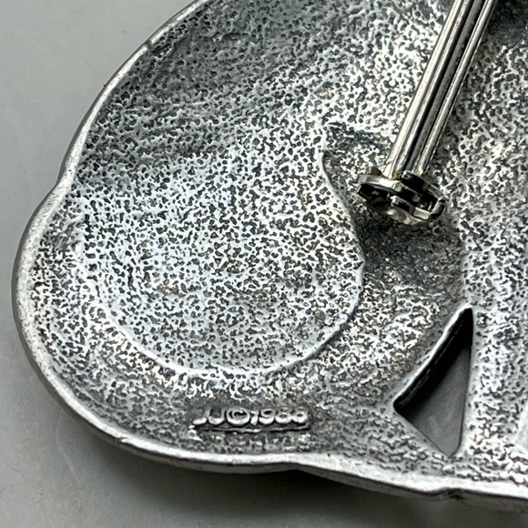 Vintage Silver Toned JJ@1988 Stamped Cat Brooch-Artisan Vintage Jewelry Pin - Picture 2 of 3